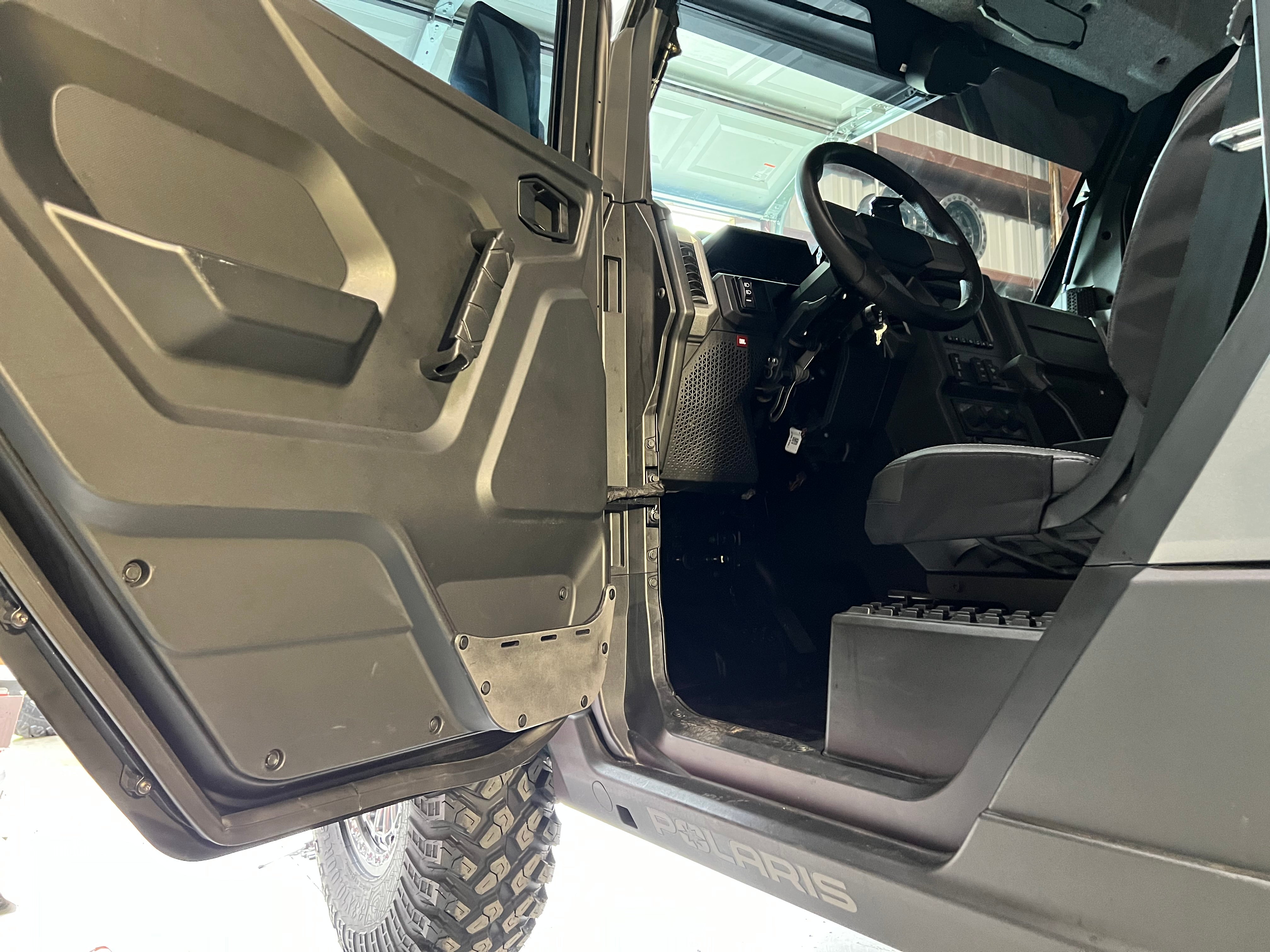 Polaris Xpedition Door Storage Panels - 2 Door – Savage UTV