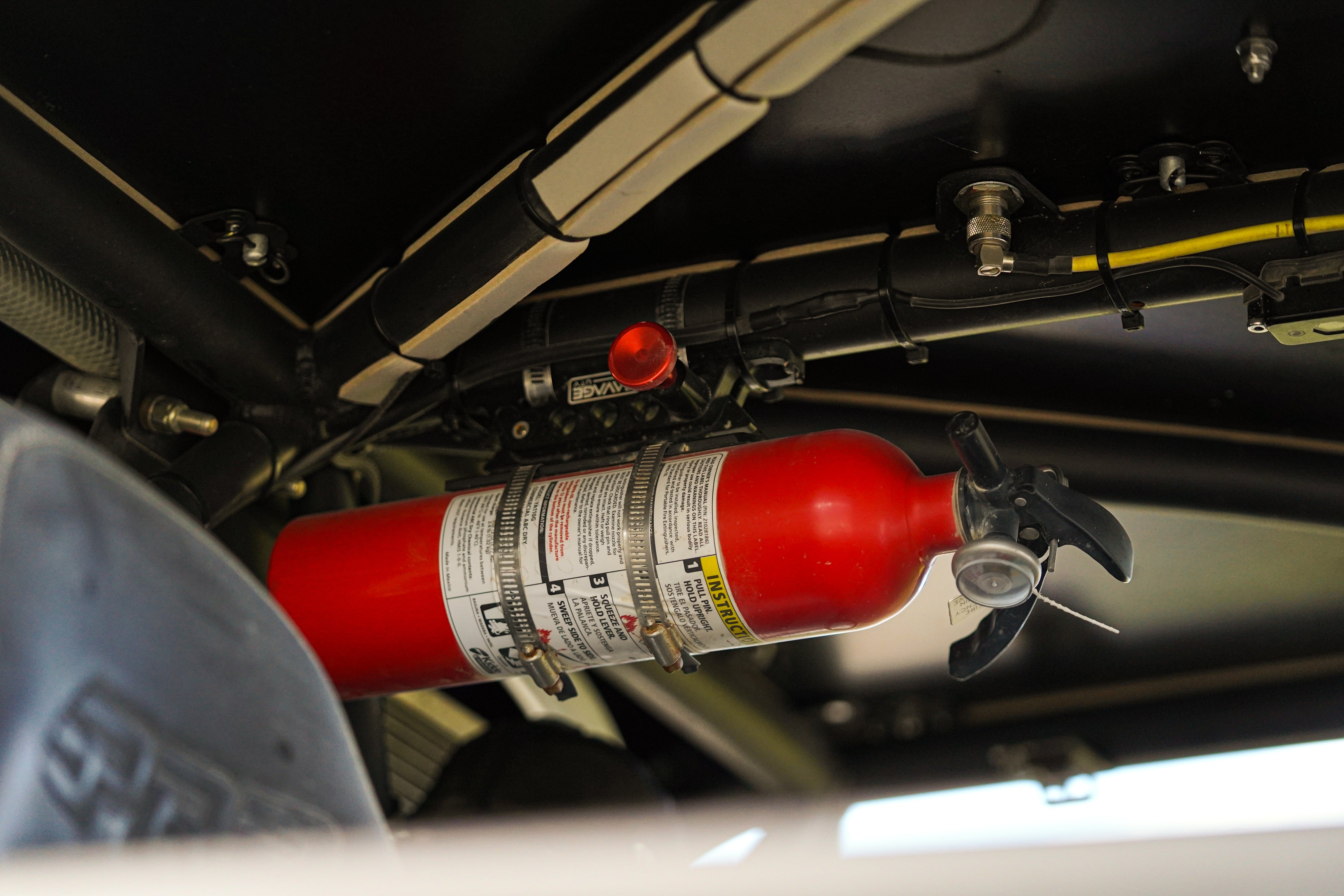 Savage Mount and Extinguisher Set